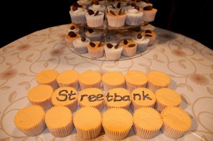 Large streetbank cakes 2
